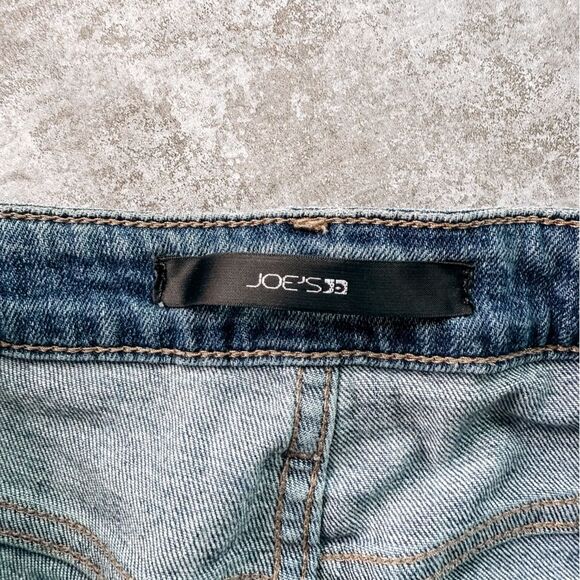 Joe's Jeans Skinny Booty Fit Medium Wash Size 25 - Picture 6 of 8